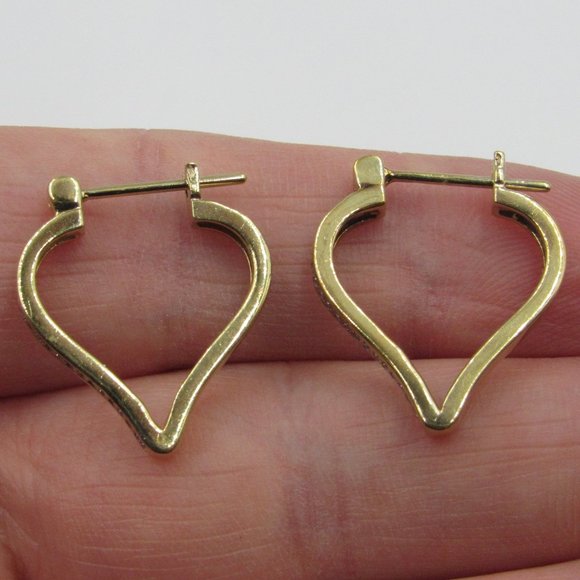 Jewelry - Sterling Silver Diamond Chip Heart Earrings